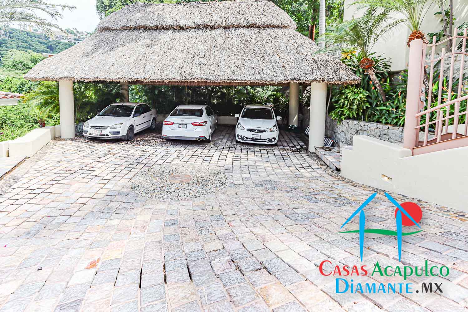 Villa Portofino - Acceso antes de Otis 2